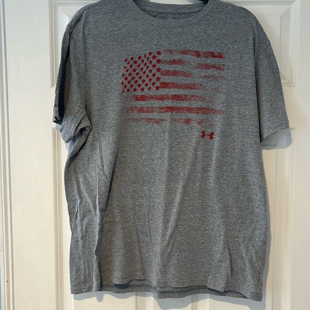 Large UA Loose Fit American Flag T-Shirt